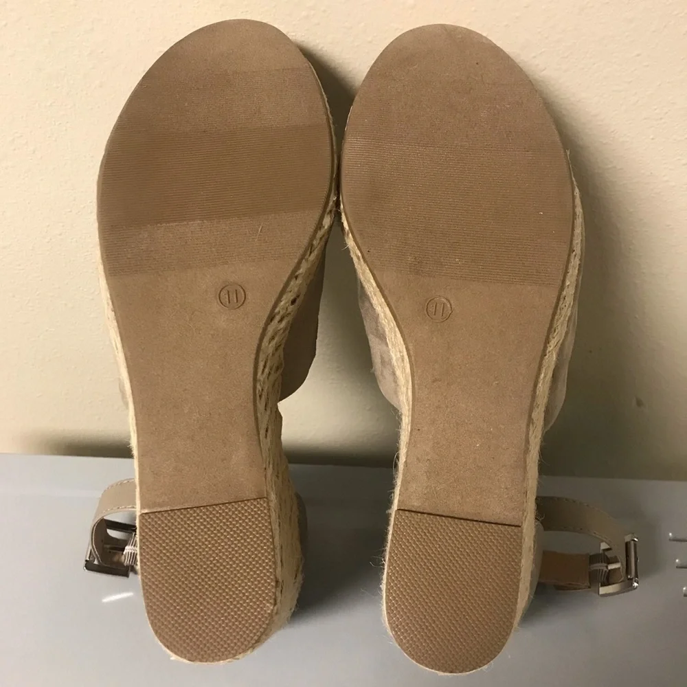 BIG BUDDHA / Gray/Tan Platform Espadrille Wedge Sandal Size 11